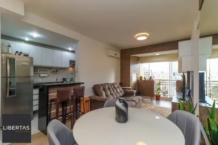 Apartamento com 2 Quartos à venda, 61m² no Passo da Areia, Porto Alegre