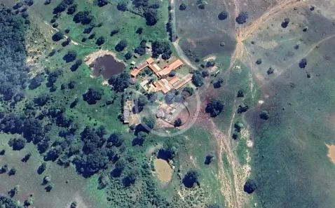 Fazenda/Sítio com 30 Quartos à venda, 1170m² no Centro, Poconé