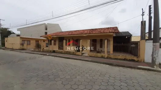 Casa com 4 Quartos à venda, 100m² no Araçatuba, Imbituba