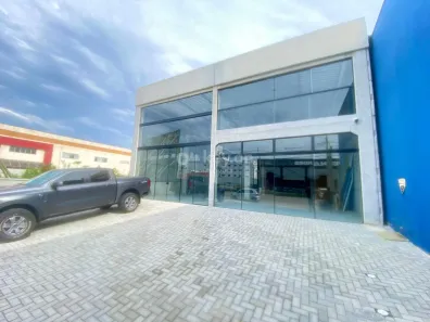 Galpão/Depósito/Armazém para alugar, 462m² no Humaitá, Tubarão