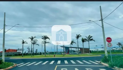 Lote/Terreno à venda, 337m² no Novo Mundo, Uberlândia