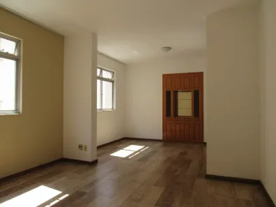 Apartamento com 4 Quartos para alugar, 149m² no Coração Eucarístico, Belo Horizonte