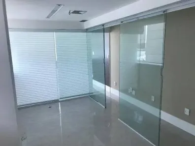 Sala Comercial à venda, 32m² no Caminho das Árvores, Salvador
