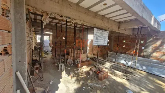 Casa com 3 Quartos à venda, 180m² no Cabral, Contagem