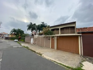 Sobrado com 3 Quartos à venda, 286m² no Vila Manoel Ferreira, Campinas