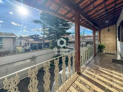 Casa com 3 Quartos à venda, 195m² no Caiçara-Adelaide, Belo Horizonte