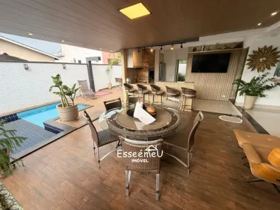 Sobrado com 3 Quartos à venda, 250m² no Jardins Madri, Goiânia