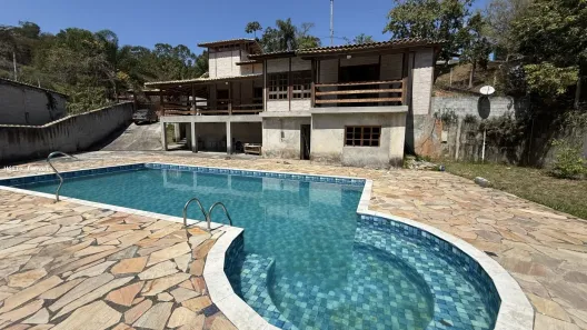 Fazenda/Sítio com 4 Quartos à venda, 350m² no Ajuda, Guararema