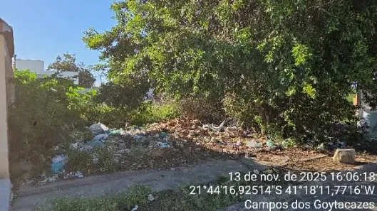 Lote/Terreno à venda, 246m² no Goitacazes, Campos dos Goytacazes