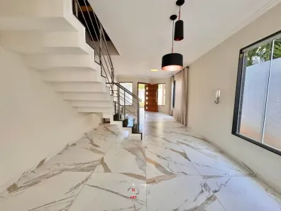 Casa com 3 Quartos para alugar, 185m² no Interlagos, Vila Velha