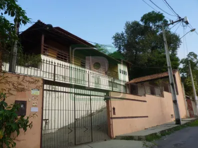 Casa de Condomínio com 4 Quartos à venda, 340m² no Badu, Niterói