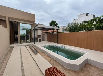 Casa com 3 Quartos à venda, 115m² no Ouro Verde, Rio das Ostras