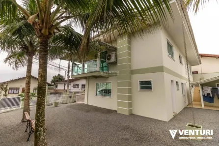 Casa com 4 Quartos à venda, 250m² no Velha, Blumenau