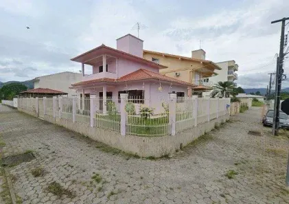 Casa com 3 Quartos à venda, 145m² no Vila Becker, Santo Amaro da Imperatriz