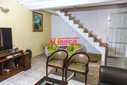 Sobrado com 3 Quartos à venda, 240m² no Vila Galvão, Guarulhos
