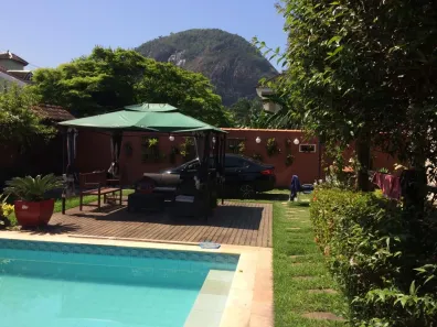 Casa de Condomínio com 4 Quartos à venda, 278m² no Vargem Pequena, Rio de Janeiro