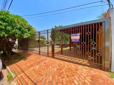 Casa com 3 Quartos à venda, 136m² no Carandá Bosque, Campo Grande
