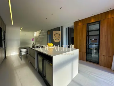 Apartamento com 2 Quartos à venda, 127m² no Coqueiros, Florianópolis