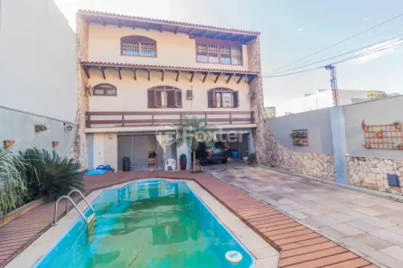 Casa com 8 Quartos à venda, 442m² no Vila João Pessoa, Porto Alegre