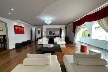 Casa com 7 Quartos à venda, 540m² no Caxingui, São Paulo