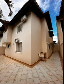 Casa com 3 Quartos para alugar, 182m² no Vila Santista, Atibaia