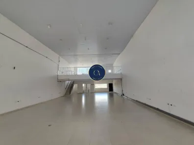 Prédio Comercial para alugar, 590m² no Ipiranga, São Paulo