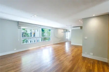 Apartamento com 3 Quartos à venda, 160m² no Cerqueira César, São Paulo