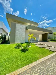 Casa com 3 Quartos à venda, 210m² no Plano Diretor Sul, Palmas