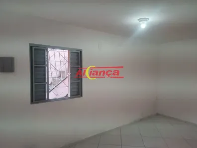 Casa com 1 Quarto para alugar, 40m² no Jardim Aida, Guarulhos