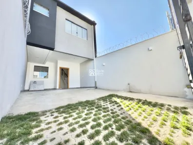 Casa com 3 Quartos à venda, 130m² no Cândida Ferreira, Contagem