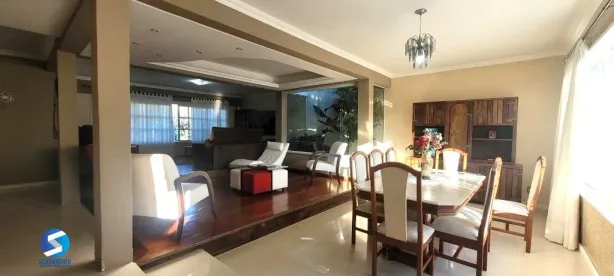 Casa com 4 Quartos à venda, 351m² no Espírito Santo, Porto Alegre