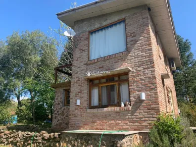 Casa com 2 Quartos para alugar, 120m² no Gambelo, Gramado