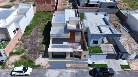 Casa com 2 Quartos à venda, 300m² no Jardim Itália, Sinop