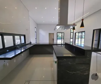 Casa de Condomínio com 3 Quartos à venda, 332m² no Residencial Lagos D'Icaraí, Salto