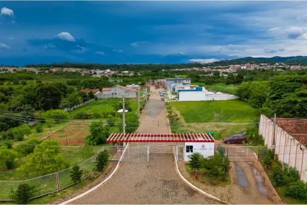 Lote/Terreno à venda, 250m² no Resid Ercília, Araçoiaba da Serra
