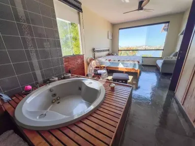 Casa com 4 Quartos à venda, 493m² no Jardim Imbuí, Niterói