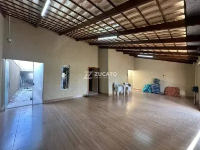 Casa com 3 Quartos à venda, 220m² no Parque das Laranjeiras, Uberaba