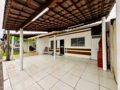 Casa de Condomínio com 2 Quartos à venda, 60m² no Cidade Universitária, Maceió