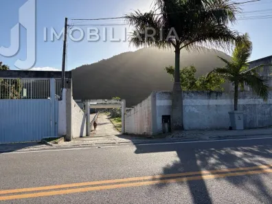 Lote/Terreno à venda, 200m² no São João do Rio Vermelho, Florianópolis