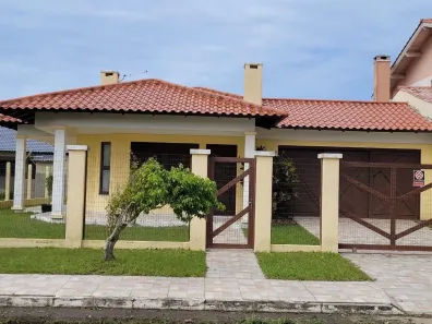 Casa com 3 Quartos à venda, 155m² no Zona Nova, Capão da Canoa