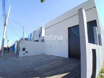 Galpão/Depósito/Armazém para alugar, 260m² no Alto Umuarama, Uberlândia