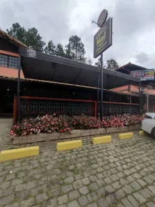 Ponto Comercial para alugar, 80m² no Albuquerque, Teresópolis