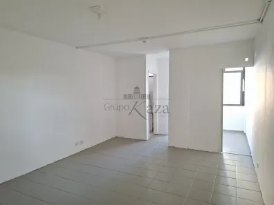 Sala Comercial à venda, 47m² no Centro, São José dos Campos