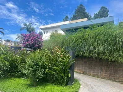 Sobrado com 3 Quartos à venda, 300m² no Pitas, Cotia
