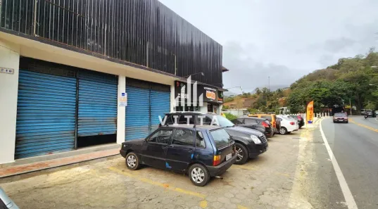 Ponto Comercial para alugar, 150m² no Nogueira, Petrópolis