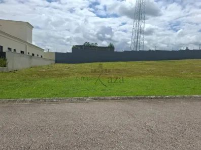 à venda, 600m² no Urbanova, São José dos Campos