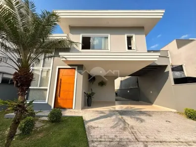 Casa com 3 Quartos à venda, 172m² no Petrópolis, Joinville