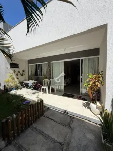 Casa de Condomínio com 3 Quartos à venda, 184m² no Ipitanga, Lauro de Freitas