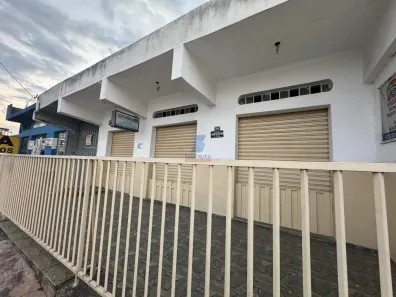 com 4 Quartos à venda, 360m² no Canadá, Contagem