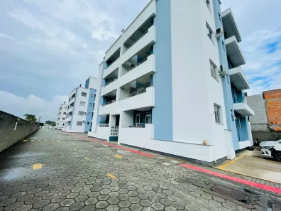 Apartamento com 2 Quartos para alugar, 55m² no São Sebastião, Palhoça